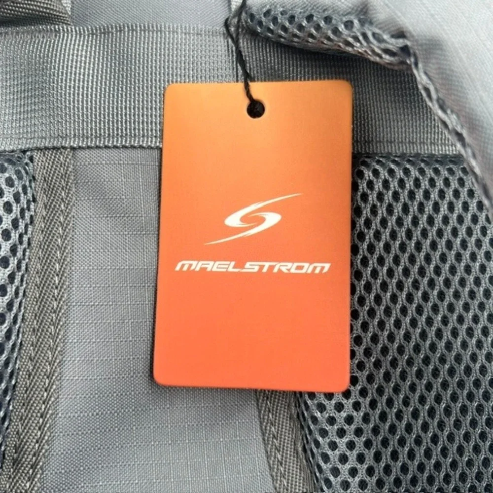 New Maelstrom Cooler Backpack KB-01 Grey Insulated Leakproof Picnic Camping Bag‎